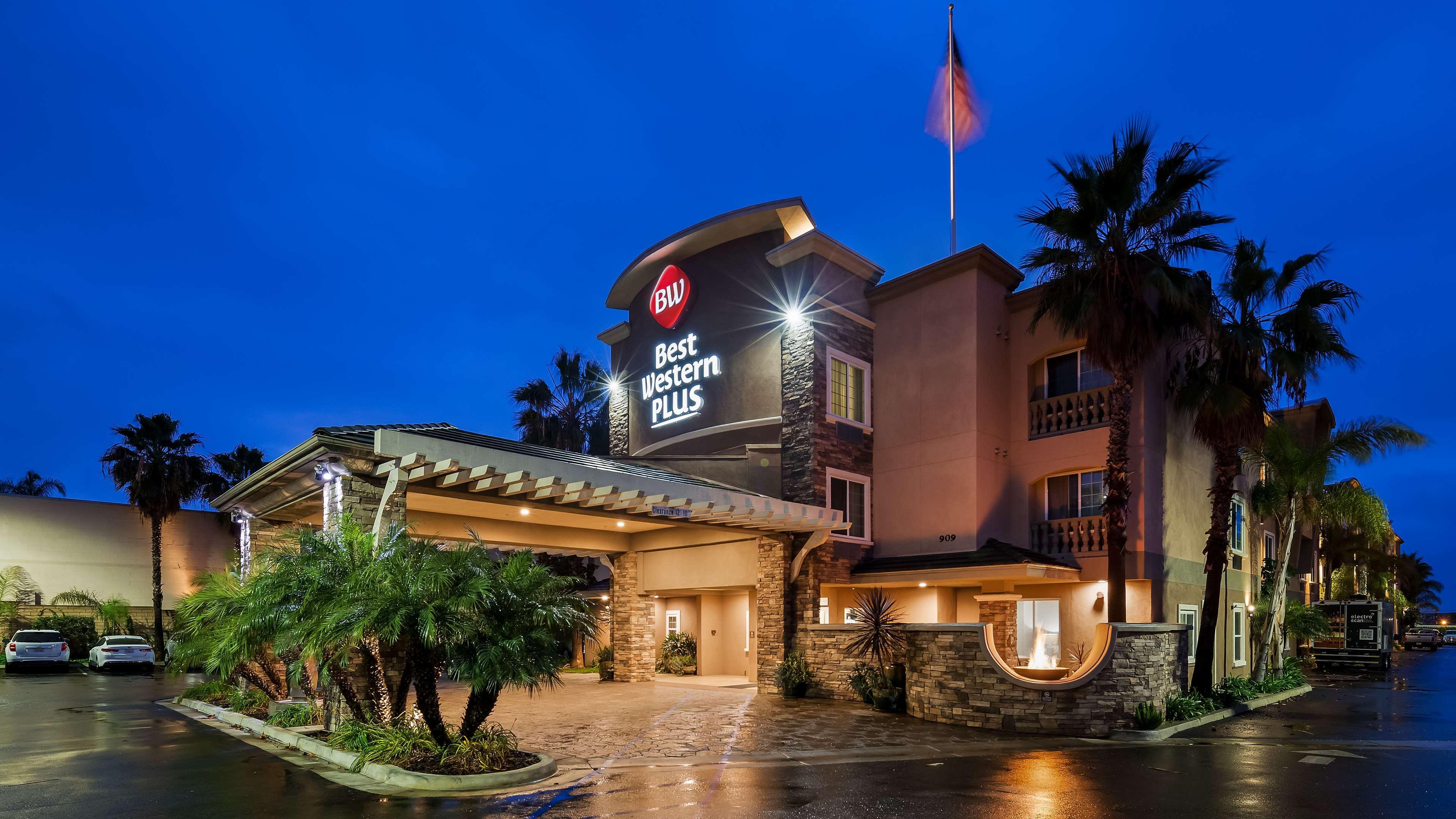 Best Western Plus Oceanside Palms Hotel Exterior photo